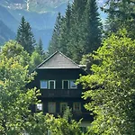 여관 Alpengasthof Gutenbrunn