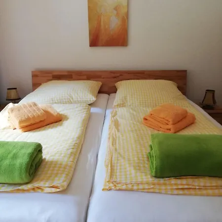 Alpengasthof Gutenbrunn Värdshus *